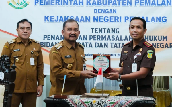 Thumbnail Berita - Pemkab Pemalang dan Kejari Tandatangani Kesepakatan Penanganan Permasalahan Hukum