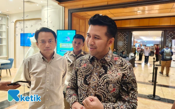 Thumbnail Berita - Pemprov Jatim Salurkan Vaksin Campak di Sumenep, Emil Dardak Minta Masyarakat Kooperatif