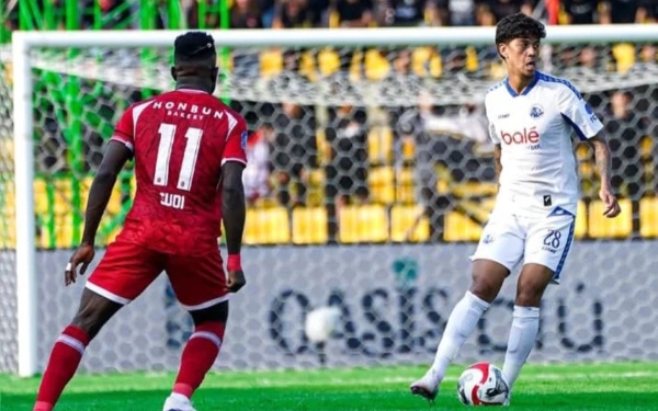 Thumbnail Berita - Arema FC Ditahan Imbang Tuan Rumah Persijap 0-0, Adi Satriyo Man of the Match  ‎
