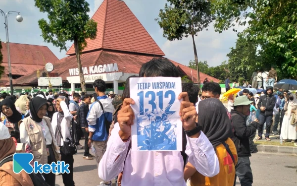 Thumbnail Berita - Melampaui Jerit Protes: Makna Tersembunyi di Balik Aksi Aliansi Jogja Memanggil