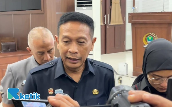 Thumbnail Berita - Wali Kota Malang Ajak Arema Jaga Kondusifitas, Pam Swakarsa dan Siskamling Akan Diaktifkan