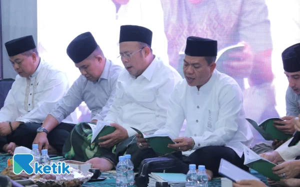 Thumbnail Berita - Bupati Bandung: Muliakan Kedua Orangtua dan Ulama Kunci Meraih Keberkahan dalam Hidup