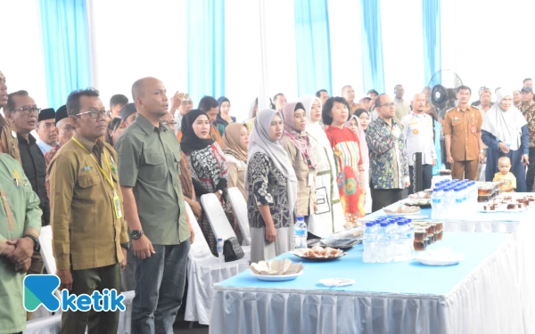 Thumbnail Para tamu undangan dan masyarakat menghadiri acara HUT Ke-3 Ketik.com di Graha Ketik, Kota Malang, 9 September 2025. (Foto: Khaesar/Ketik)