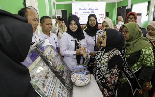 Thumbnail Berita - Pemkot Surabaya Komitmen Wajib Belajar 13 Tahun