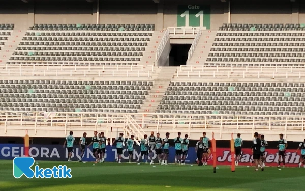 Thumbnail Berita - Persib vs Persebaya, Eduardo Perez Ingin Bawa Tiga Poin di Tanah Pasundan