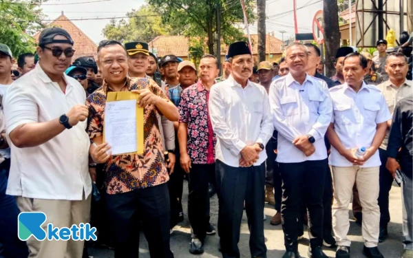 Thumbnail Berita - Ratusan Massa Gerakan Pejuang Gayatri Gelar Aksi di DPRD Tulungagung