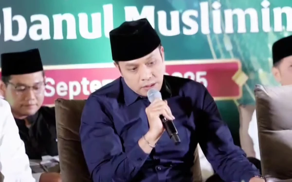 Thumbnail Berita - FESyar Jawa 2025, Gus Kautsar Ungkap Ciri-Ciri Orang Disukai Surga
