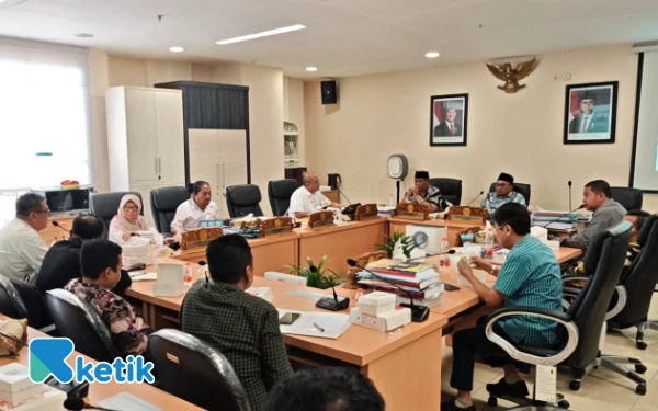 Thumbnail Berita - Manajemen Mie Gacoan Dua Kali Mangkir, DPRD Surabaya Beri Peringatan Tegas
