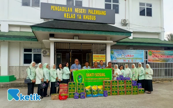 Thumbnail Berita - Dharmayukti Karini Palembang Gelar Bakti Sosial di Dua Panti Asuhan pada HUT Ke-23