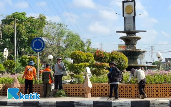 Thumbnail Berita - World Cleanup Day 2025, Ribuan Warga Sidoarjo Bersih-Bersih Kota