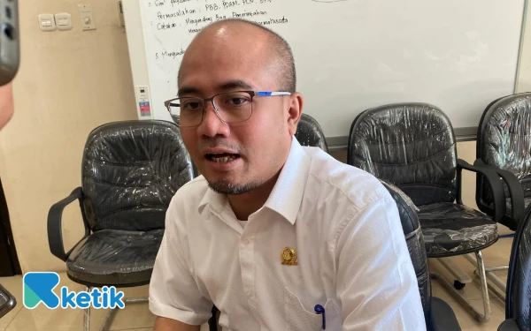 Thumbnail Berita - Pansus Raperda KBS Pertajam Aturan, Soroti Masa Jabatan Direksi hingga Kewenangan Tarif