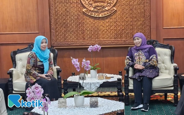 Thumbnail Berita - Gubernur Khofifah dan Rektor Ilfi Nur Diana Satu Visi! UIN Malang Jadi 'Mesin' Riset untuk Jatim Emas 2045