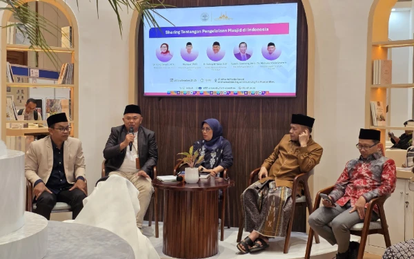 Thumbnail Berita - Tokoh Pengelola Masjid Bahas Strategi di Era Disrupsi pada IIBF 2025