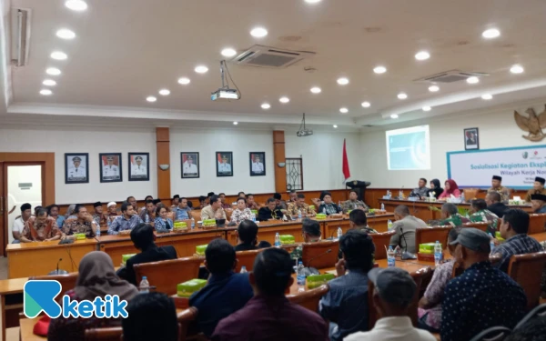 Thumbnail Berita - Nelayan Pantura Sampang Tolak Eksplorasi Migas Petronas, Minta TNI-Polri Tak Jadi Pelindung Perusahaan Asing