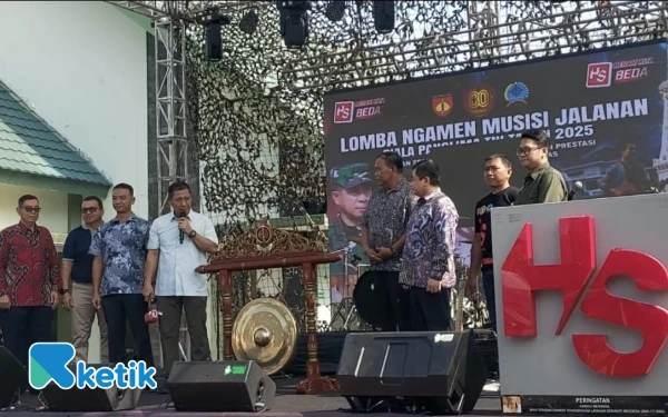 Thumbnail Berita - Korem 072/Pamungkas Gelar Lomba Ngamen Musisi Jalanan Piala Panglima TNI 2025  di Yogyakarta