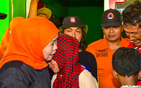Thumbnail Berita - Jatim "Ring of Fire"! Gubernur Khofifah Tekankan Pelatihan Kader Desa Tangguh Bencana
