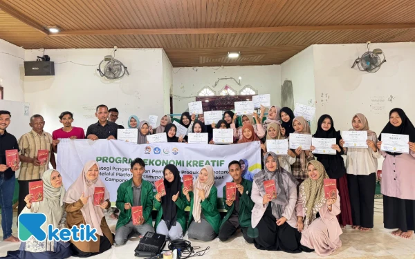 Thumbnail Berita - Tim PKM UNADA Latih Warga Cot Kunyet Pasarkan Ethnobotany Lewat E-commerce