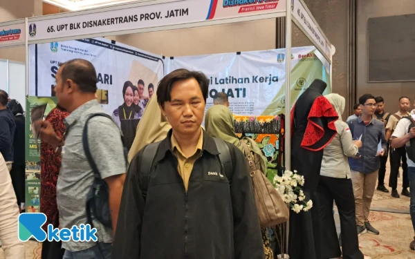 Thumbnail Berita - Cari Peluang Magang untuk Siswa Tunanetra di Job Fair Jatim 2025, Guru SLB Suarakan Inklusivitas