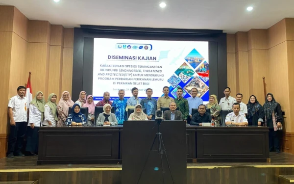 Thumbnail Berita - Temuan Mengejutkan Peneliti FPIK Universitas Brawijaya Terkait Ancaman Ekosistem Perairan di Selat Bali