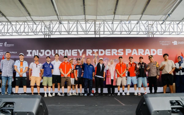 Thumbnail Setelah menyapa fans dengan meriah di acara ini, mulai Jumat sampai Minggu 3-5 Oktober 2025 para rider top dunia ini bakal langsung fokus menyiapkan diri untuk balapan mulai dari sesi latihan hingga main race. (Foto: MGPA)