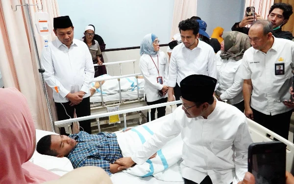 Thumbnail Berita - Enam Lagi Korban Ponpes Ambruk Dievakuasi, Mensos Puji Kerja Sama Tim Gabungan