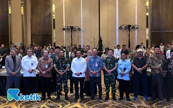 Thumbnail Berita - Kemenko Polkam Jamin Kebebasan Berdemokrasi Masyarakat, Cegah Aksi Anarkisme di Daerah