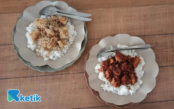 Thumbnail Berita - Ayam Crispy Rasa Coca-Cola dan Gandum, Sensasi Kuliner di Kawasan Petra