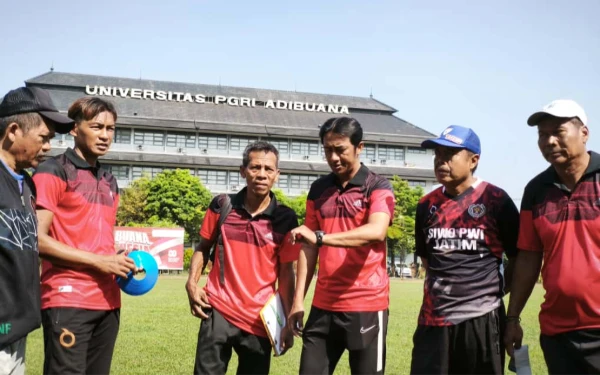 Thumbnail Berita - Persiapan Turnamen Mini Soccer Piala Nusantara 2025, Yusuf Ekodono Gelar Seleksi Pemain