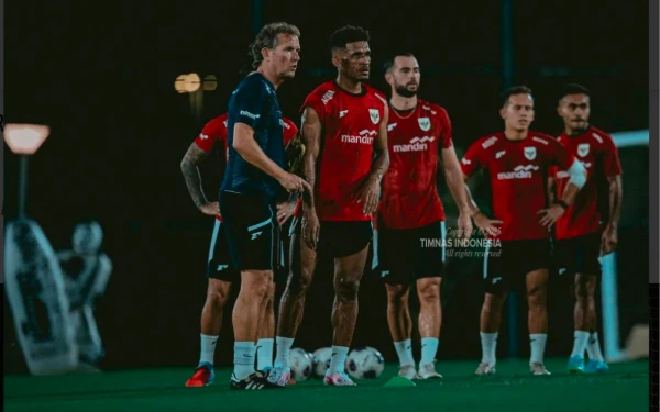 Thumbnail Berita - Timnas Indonesia Gelar Latihan Perdana di Arab Saudi, Pemain Belum Lengkap