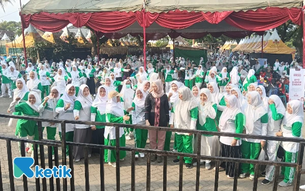 Thumbnail Berita - Anggia Ermarini Ajak Fatayat NU Blitar Kuat dan Berdaya, Dorong Perempuan Muda NU Ambil Peran Strategis