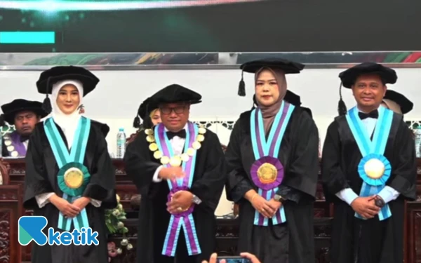 Thumbnail Berita - Kukuhkan Tiga Guru Besar, Rektor Unisma Sebut 24 Dosen Bergelar Profesor