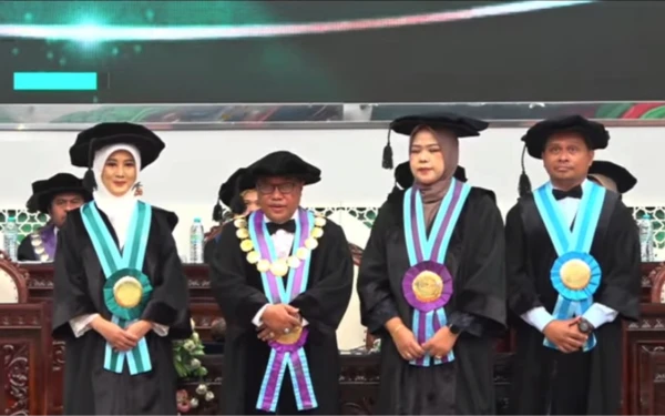 Thumbnail Berita - Profil 3 Guru Besar Baru yang Dikukuhkan Unisma, Teliti AI hingga Masalah Pertanian