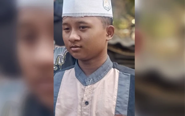 Thumbnail Berita - 8 Hari Pencarian, Jenazah Santri Ponpes Al Khoziny Muhammad Reza Akhirnya Teridentifikasi