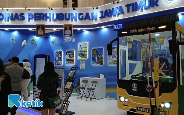 Thumbnail Dinas Perhubungan Usung Trans Jatim: Transportasi Digital yang Nyaman dan Terjangkau di Jatim Fest 2025