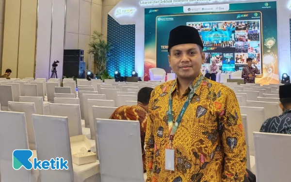 Thumbnail Berita - KH Ali Mustaqim Hadiri ISEF 2025: Pesantren Jadi Pilar Kemandirian Ekonomi Syariah