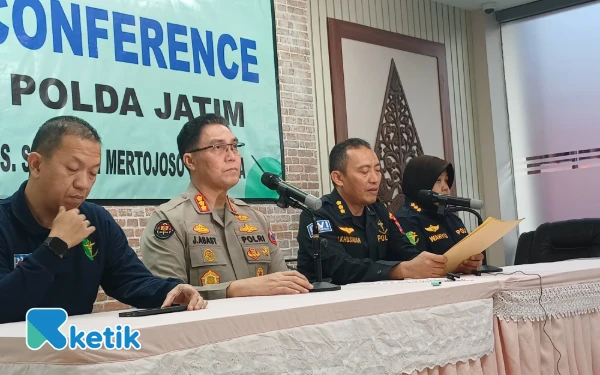 Thumbnail Berita - Tim DVI Polda Jatim Berhasil Identifikasi 8 Korban Ponpes Al Khoziny, Ini Daftarnya