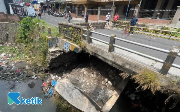 Thumbnail Berita - Pembangunan Jembatan Sonokembang-Pandanwangi Dikebut hingga Desember 2025