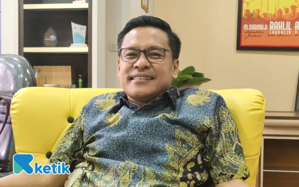 Thumbnail Berita - Politisi yang Tak Takut Kritik, Arif Fathoni Buktikan Akuntabilitas di Dunia Digital