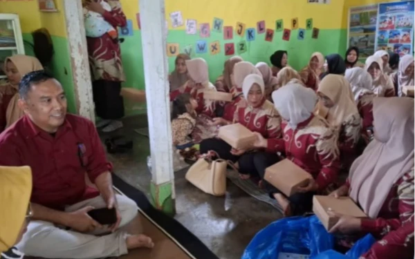 Komisi D DPRD Lumajang Dorong Kader Gerbangmas Jadi Garda Depan Bangun Keluarga Sehat