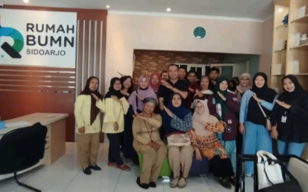 Thumbnail Rumah BUMN Sidoarjo dan Dosen UPN Veteran Dorong  UMKM Cakap Digital Marketing