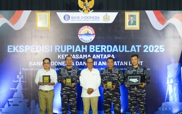 Thumbnail Berita - Ekspedisi Rupiah Berdaulat 2025, Sekdaprov Adhy: Teguhkan Kedaulatan Rupiah dan Jatim Tangguh Terus Bertumbuh