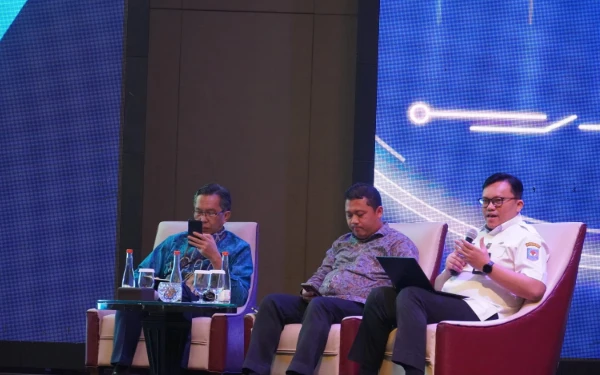 Thumbnail Berita - Kemendagri Perkenalkan Program SIGROW, Pantau Percepatan Pertumbuhan Ekonomi Daerah