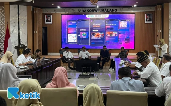Thumbnail Berita - Bakorwil III Malang Inisiasi Aplikasi Ekosistem Halal, Gandeng Ribuan UMKM dari 9 Daerah