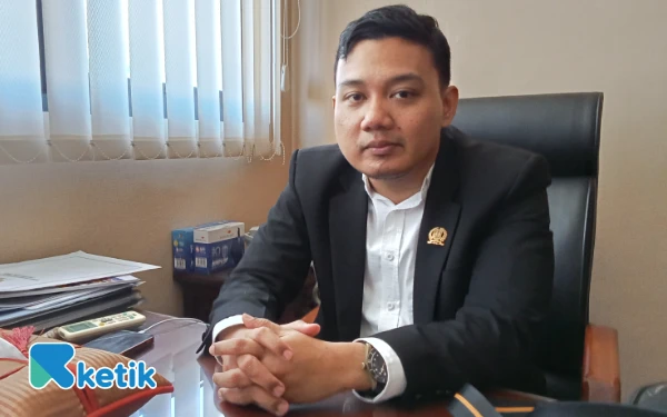 Thumbnail Berita - Reformasi BUMD Jatim, DPRD Mulai Bahas Perda Rekrutmen Direksi