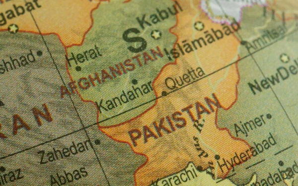 Thumbnail Berita - Pakistan dan Afghanistan Sepakat Gencatan Senjata Setelah Bentrokan Mematikan