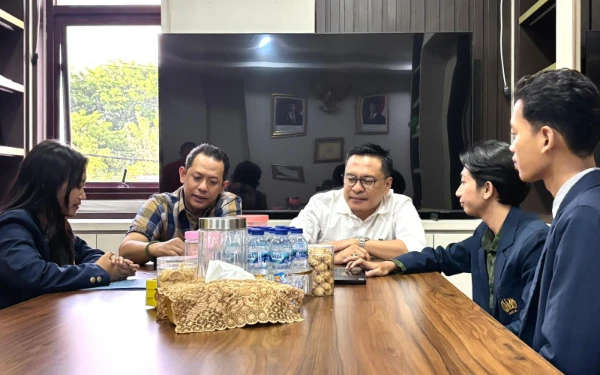 Thumbnail Berita - DPRD Surabaya Dorong Ketahanan Pangan Lewat Inovasi Teknologi dan Pembangunan Infrastruktur Perikanan