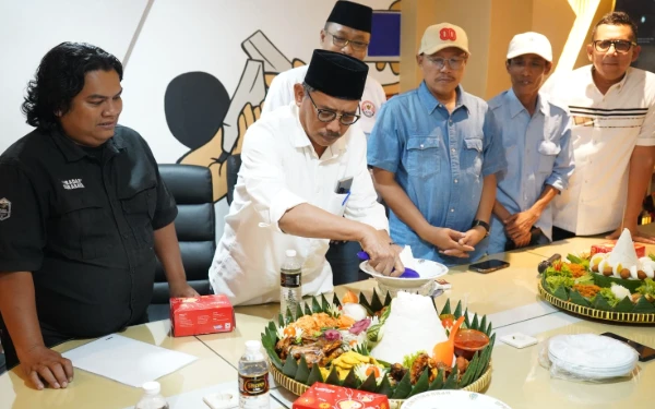 Thumbnail Berita - Jelang Hari Santri, Ketua DPRD Jatim Dorong Adaptasi Digital dan Pedagogik Modern
