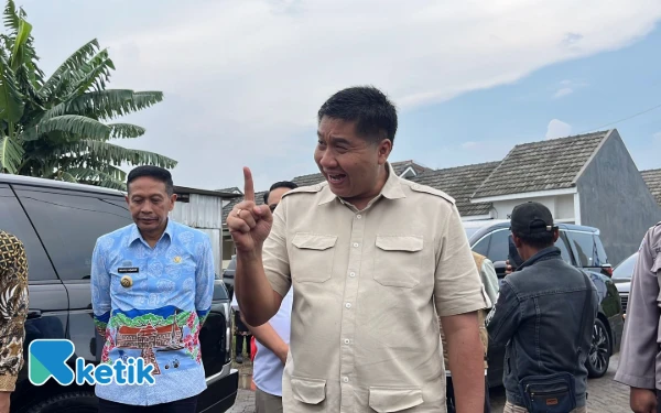 Thumbnail Berita - Menteri PKP Usul Pinjol Dihapus, Hambat 'Wong Cilik' Punya Rumah