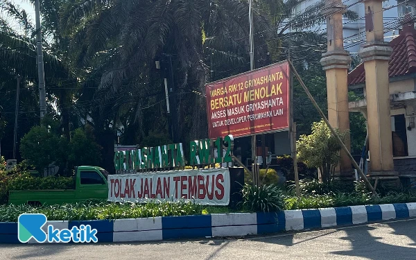 Thumbnail Berita - Proyek Jalan Tembus Griya Shanta Jadi Solusi Macet Candi Panggung, Warga RW XII Mojolangu Tetap Menolak
