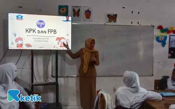 Thumbnail Berita - SDN Jelgung 1 Sampang Jawab Isu Miring, Disiplin Guru Tetap Jadi Prioritas